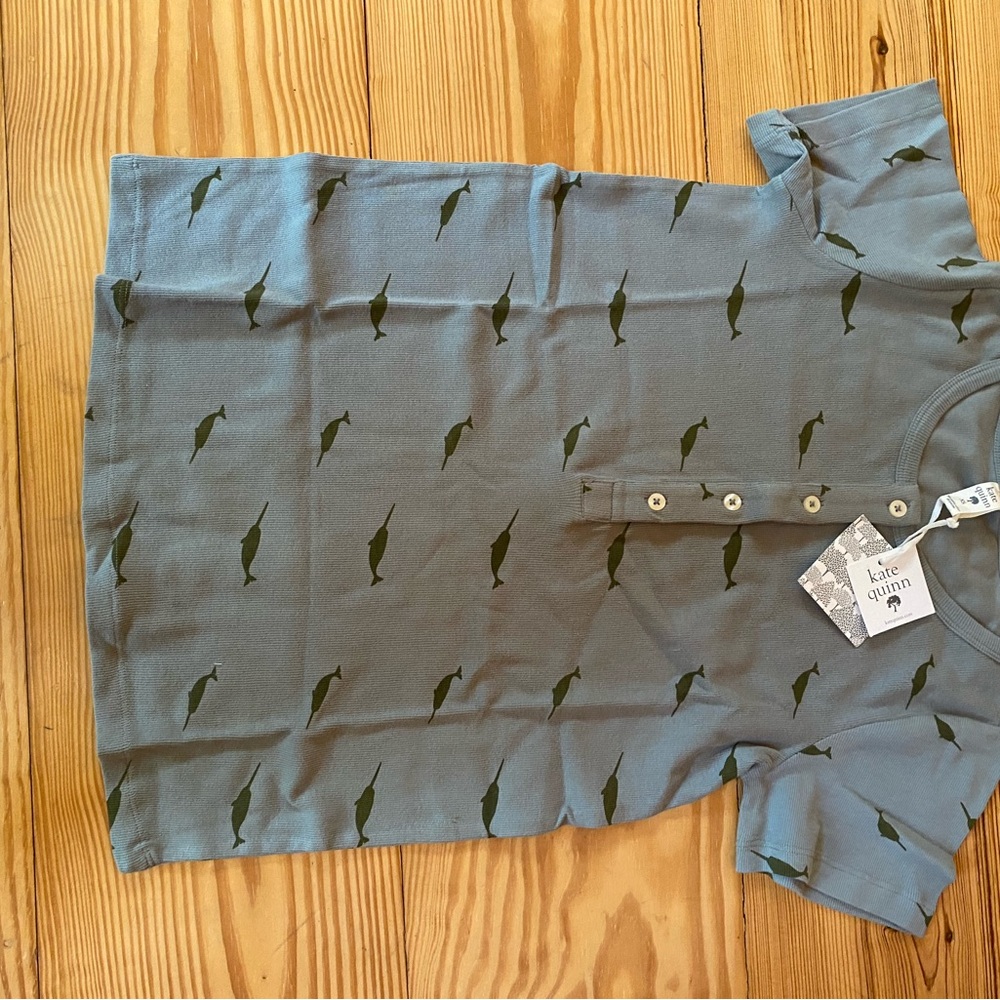kate quinn Slate Blue Short-Sleeve Henley with Narwahl Print NWT